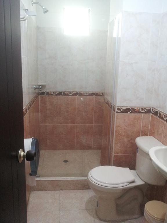 Hotel El Imperio Ibagué Szoba fotó